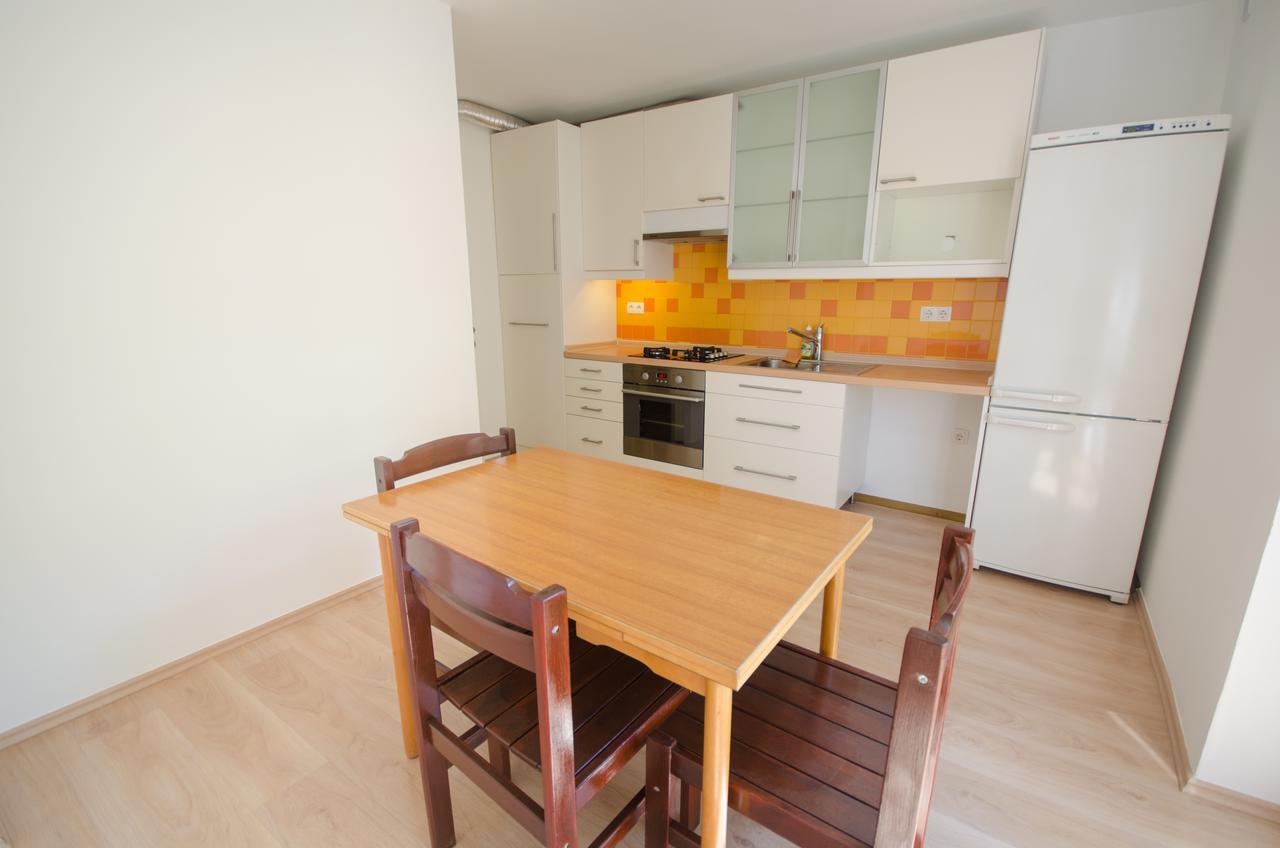 Apartment Near The Train Station Laibach Exterior foto